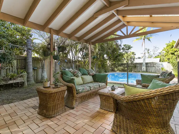 14 Bates Drive, Birkdale QLD 4159