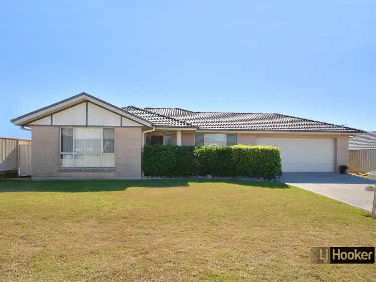 14 Diamond Circuit, Rutherford NSW 2320