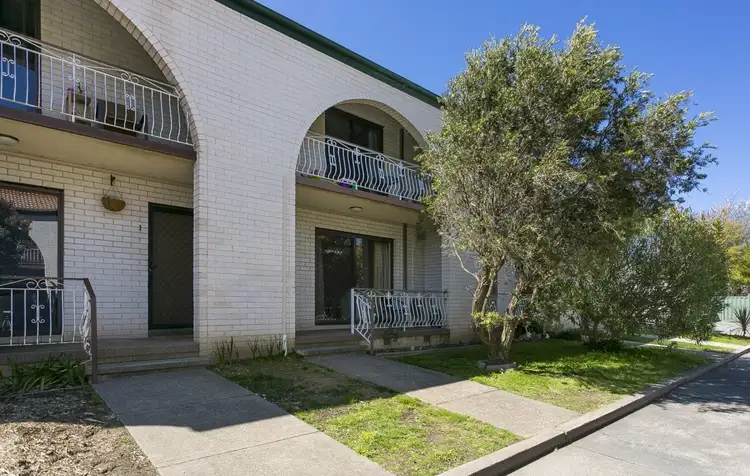 Main view of Homely townhouse listing, 2/39-41 Booth Street, Queanbeyan NSW 2620