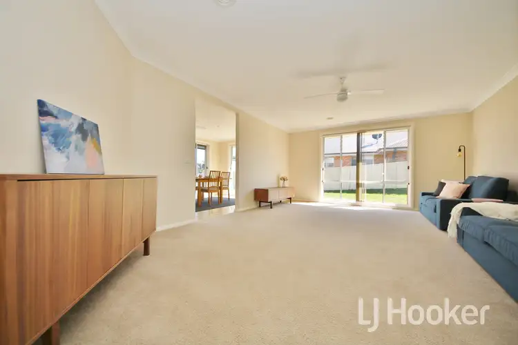 Fifth view of Homely house listing, 8 Joubert Drive, Llanarth NSW 2795