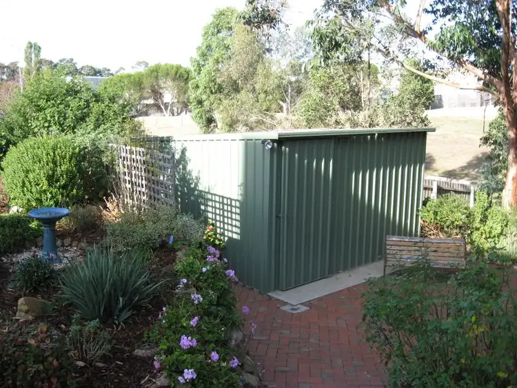 Sixth view of Homely house listing, 21 Harnham Drive, Bairnsdale VIC 3875