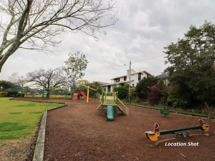 Fifth view of Homely unit listing, 2/221 Victoria Street, Taree NSW 2430