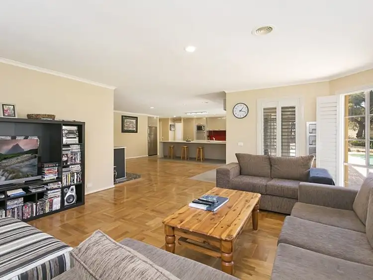 Sixth view of Homely house listing, 7 Villa Cora Court, Hidden Valley VIC 3756