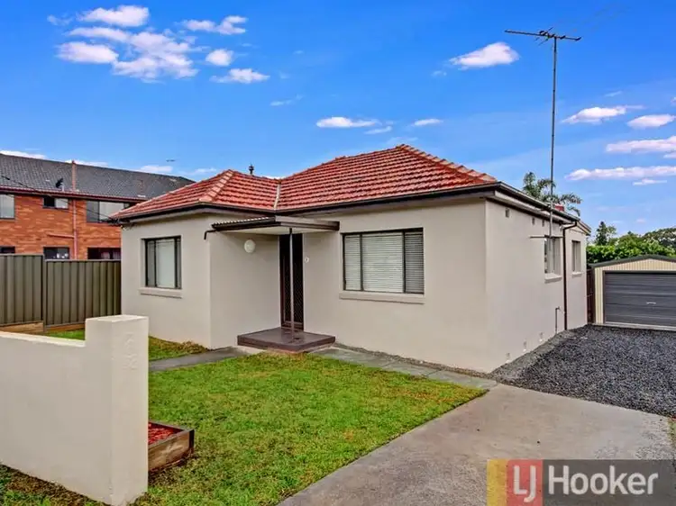1 Omnibus Road, Kingsgrove NSW 2208
