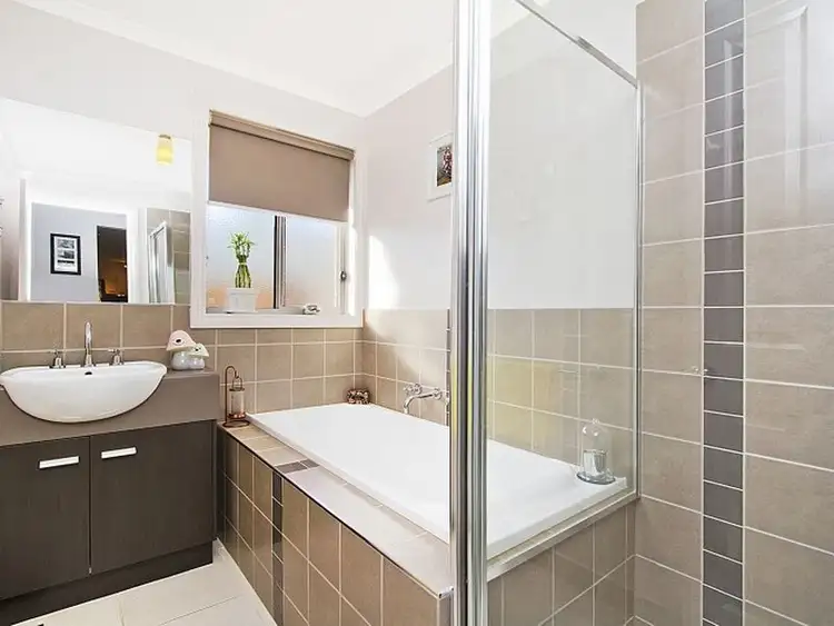 Sixth view of Homely house listing, 17 Conabere Court, Broadford VIC 3658