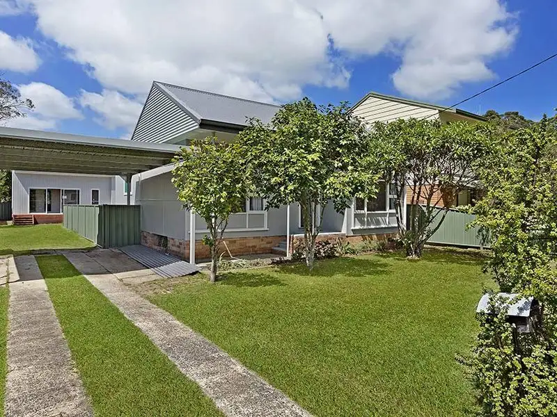 Main view of Homely house listing, 64 Kingsford Smith Drive, Berkeley Vale NSW 2261