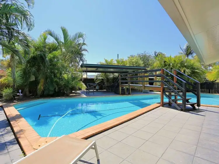 2 Elworthy Street, Bargara QLD 4670