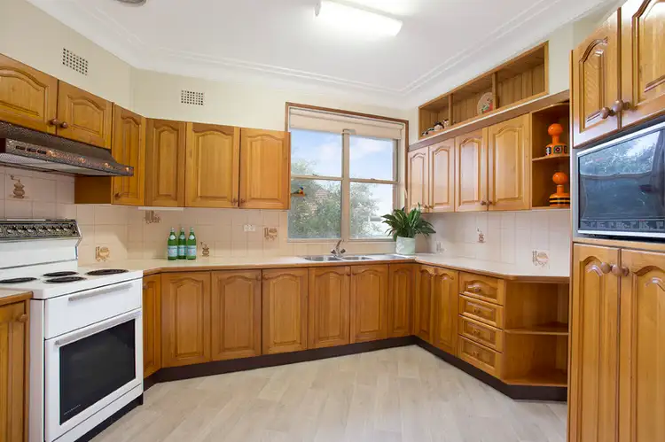 Fifth view of Homely house listing, 2 Cooper Close, Beacon Hill NSW 2100