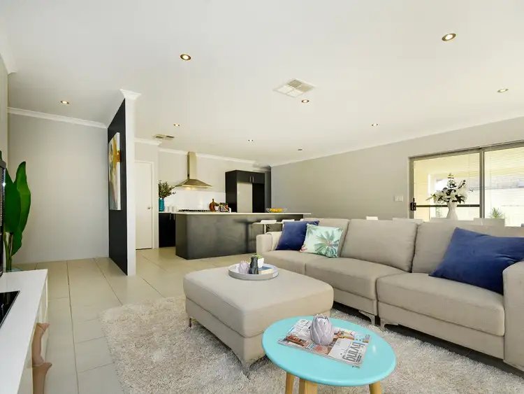 Seventh view of Homely house listing, 6 Frobisher Avenue, Munster WA 6166