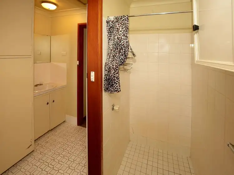 Sixth view of Homely block of units listing, 1-5/63 Thorne Street, Wagga Wagga NSW 2650