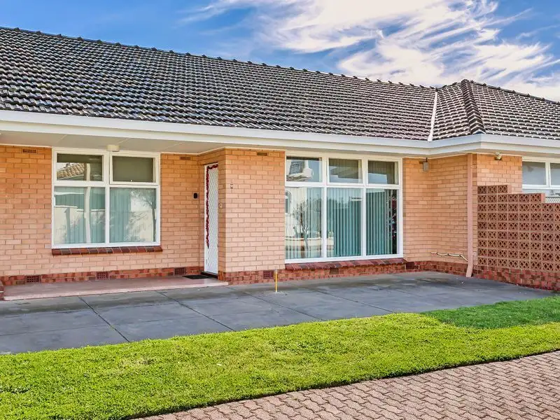 Main view of Homely unit listing, 2/34 Patawalonga Frontage, Glenelg North SA 5045