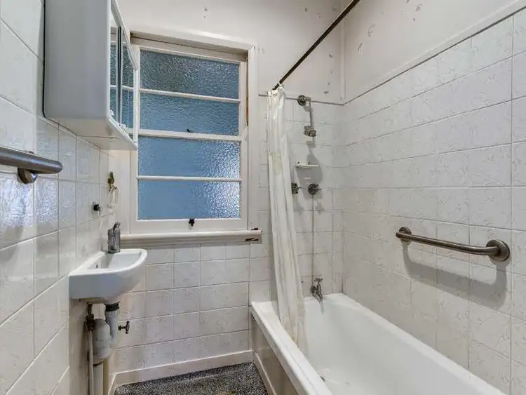 Fifth view of Homely house listing, 10 Banya Street, Bulimba QLD 4171