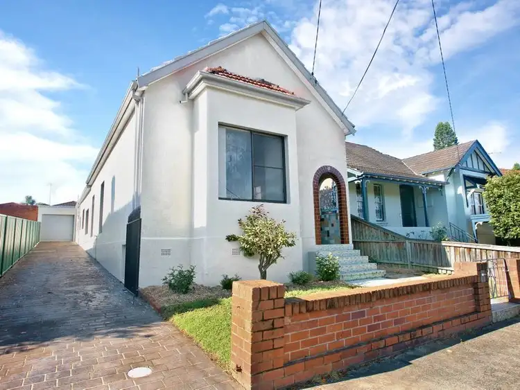 8 Dougan Street, Ashfield NSW 2131