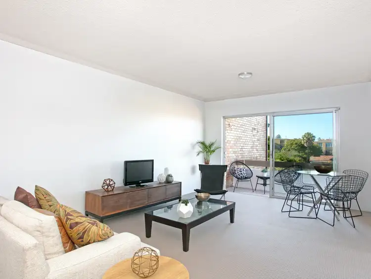 Second view of Homely unit listing, 5/125 Queenscliff Road, Queenscliff NSW 2096