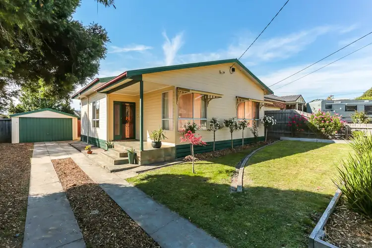 27a Pine Crescent, Boronia VIC 3155