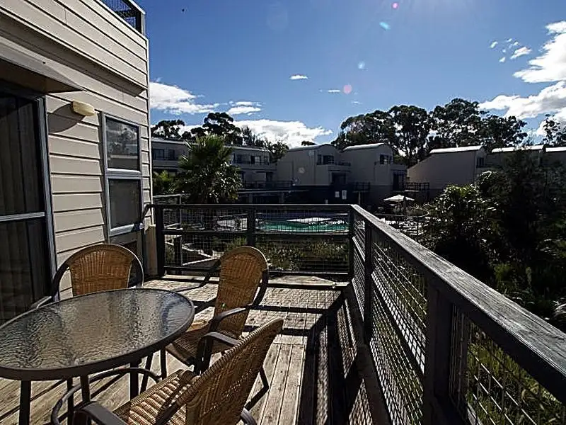 Main view of Homely unit listing, 202/202-204 Beach Road, Batehaven NSW 2536