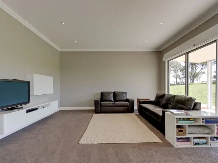 Seventh view of Homely house listing, 5 Marapana Drive, Bairnsdale VIC 3875