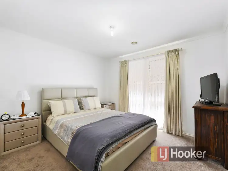 Seventh view of Homely house listing, 47 Calais Circuit, Cranbourne West VIC 3977