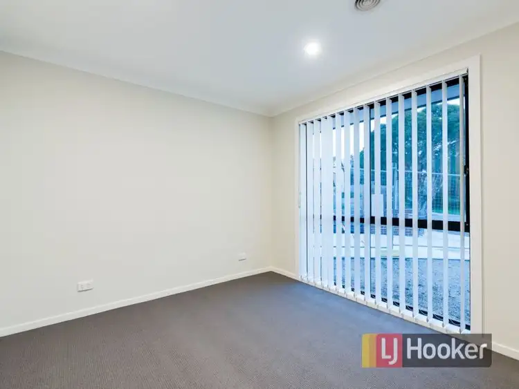 Sixth view of Homely unit listing, 2/3 Rain Court, Doveton VIC 3177