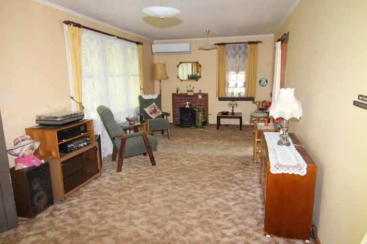 Sixth view of Homely house listing, 2 Chestnut Avenue, Orange NSW 2800