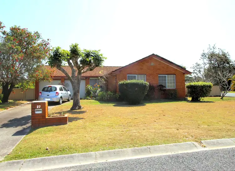 27 Willow Way, Yamba NSW 2464
