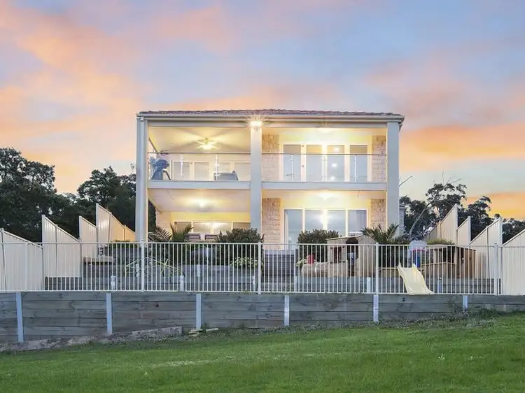89 Siena Way, Hidden Valley VIC 3756