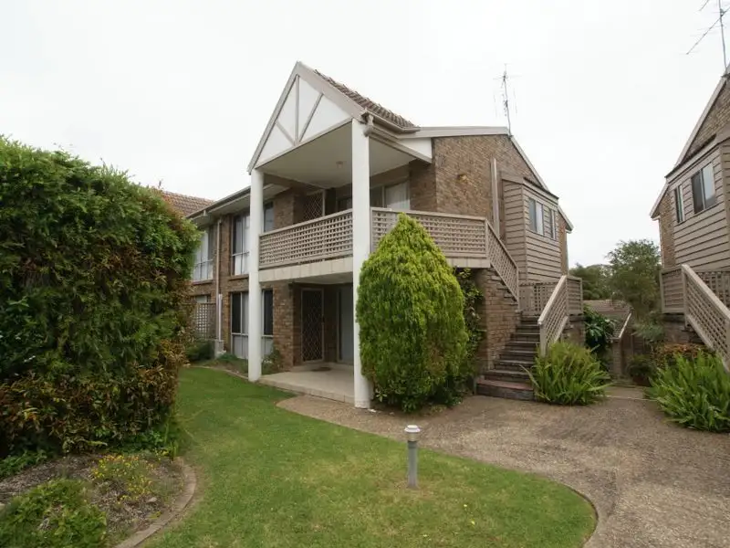 Main view of Homely unit listing, 4/12-16 Pacific Street, Batemans Bay NSW 2536