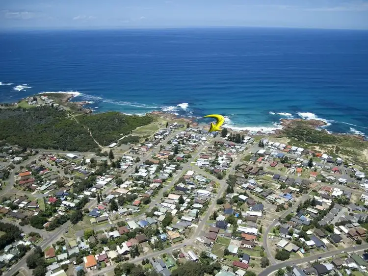 Sixth view of Homely semi-detached listing, 2/9 Ocean Avenue, Anna Bay NSW 2316