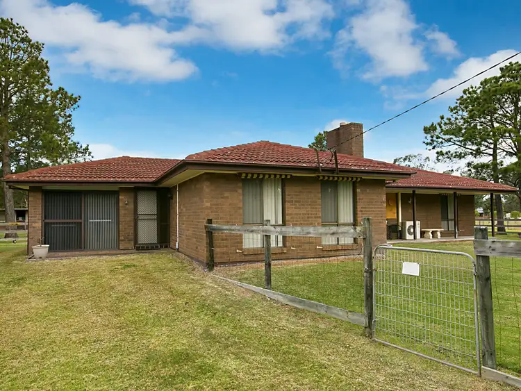 4 Barrie Close, Williamtown NSW 2318