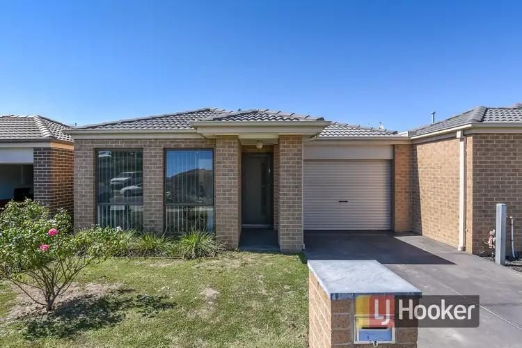 19 Shakespeare Court, Drouin VIC 3818