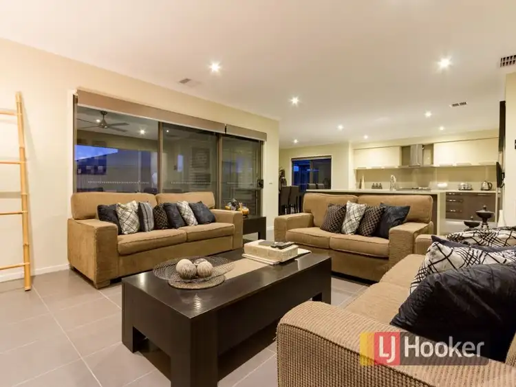 Fifth view of Homely house listing, 9 Bernadette Drive, Berwick VIC 3806