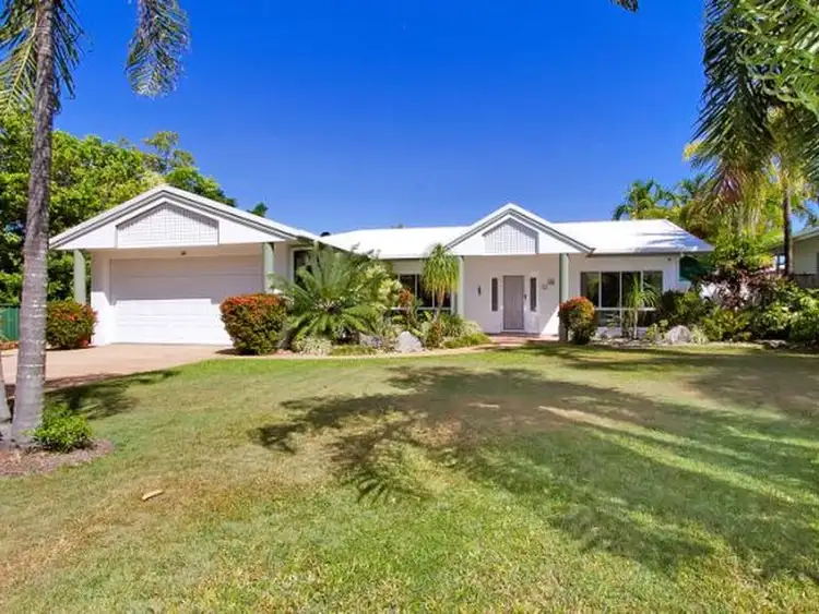 10 Pellowe Street, Clifton Beach QLD 4879