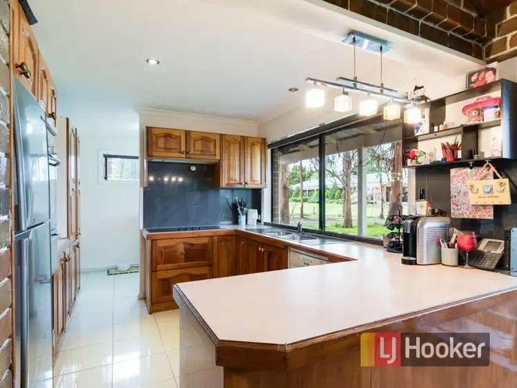 Fifth view of Homely house listing, 24 Walter Way, Cranbourne South VIC 3977