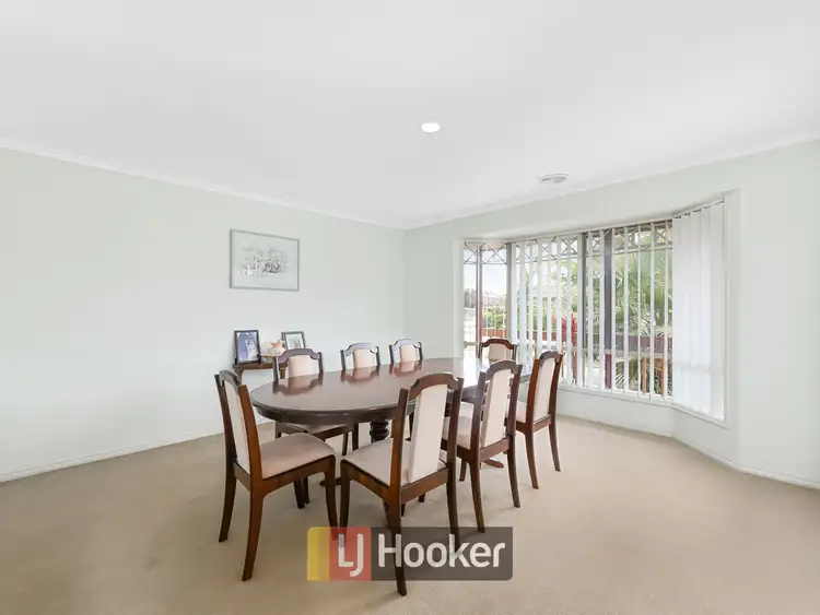 Fifth view of Homely house listing, 28 Grice Quadrant, Pakenham VIC 3810