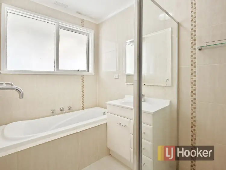 Sixth view of Homely house listing, 32 Laurel Avenue, Doveton VIC 3177