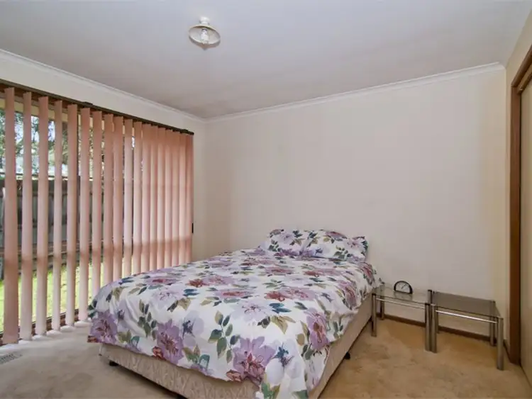 Seventh view of Homely house listing, 10 Finchley Court, Endeavour Hills VIC 3802