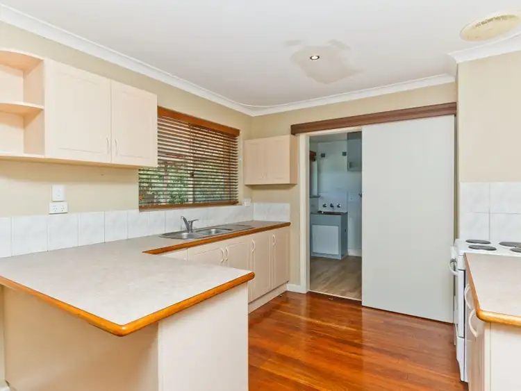 Sixth view of Homely house listing, 11 Pudney Place, Orelia WA 6167