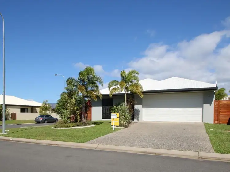 17 Flagstone Terrace, Smithfield QLD 4878