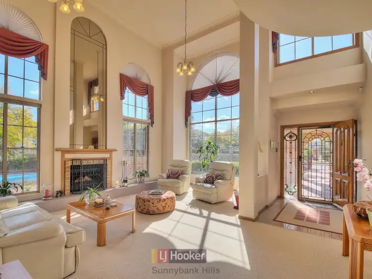 Second view of Homely house listing, 2 Capstan Place, Macgregor QLD 4109