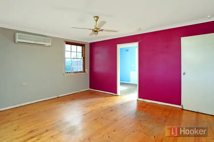 Second view of Homely house listing, 32 Wilkes Crescent, Tregear NSW 2770