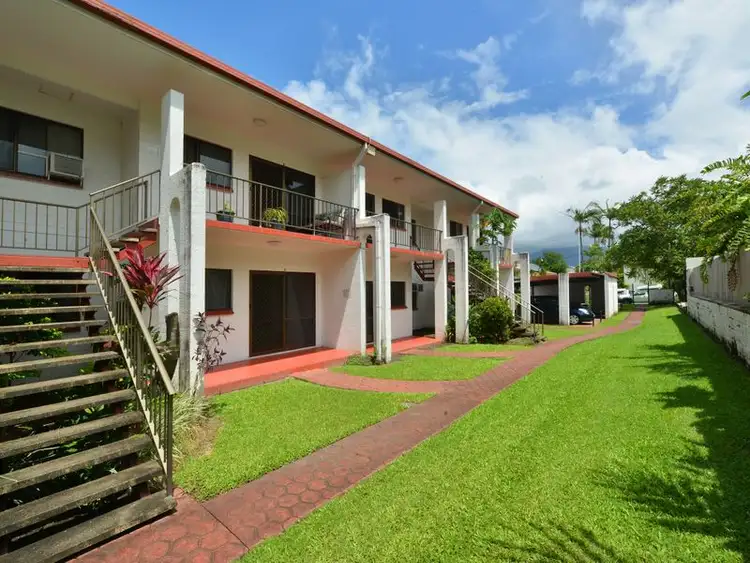 2/3 Crathern Close, Edge Hill QLD 4870