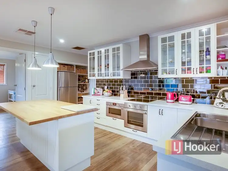 67 Mossfiel Drive, Hoppers Crossing VIC 3029