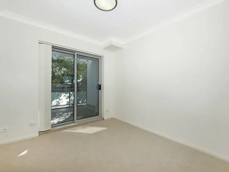 Fourth view of Homely apartment listing, 2/272-276 Railway Tce, Guildford NSW 2161
