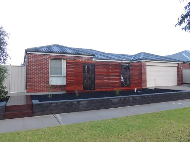 Main view of Homely house listing, 5 Boobialla Drive, Swan Hill VIC 3585