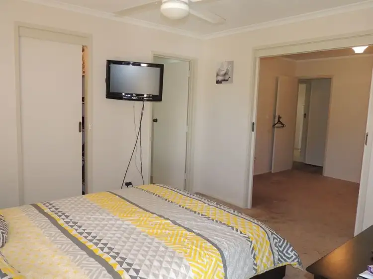 Fifth view of Homely house listing, 12 Douglas Avenue, Swan Hill VIC 3585