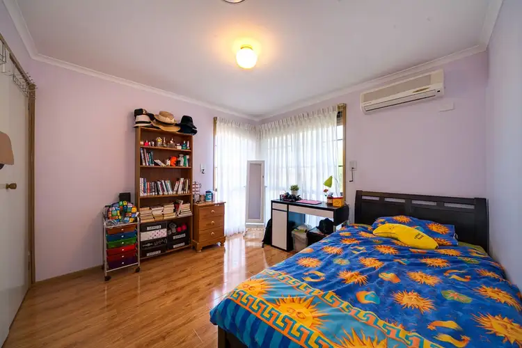 Seventh view of Homely house listing, 25 SNOWGUM CRT, Keysborough VIC 3173