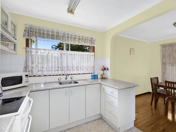 Third view of Homely house listing, 6 Echidna Street, Berkeley Vale NSW 2261
