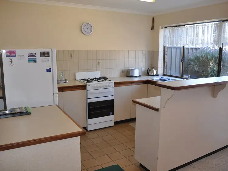 Fourth view of Homely unit listing, 2/5 Harbour View Terrace, Victor Harbor SA 5211