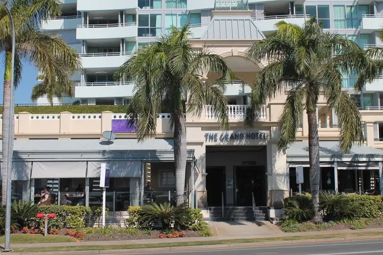 Seventh view of Homely unit listing, 3/164 Frank Street, Labrador QLD 4215