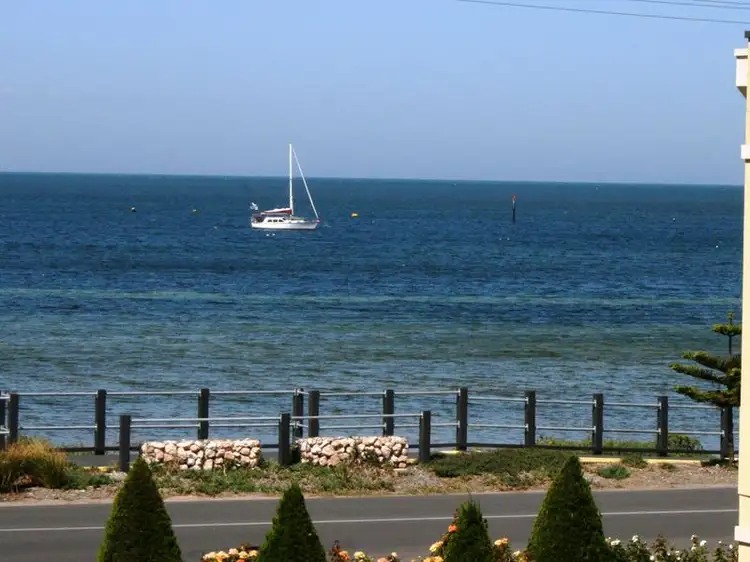 75 Marine Parade / Lime Kiln Rd, Port Vincent SA 5581